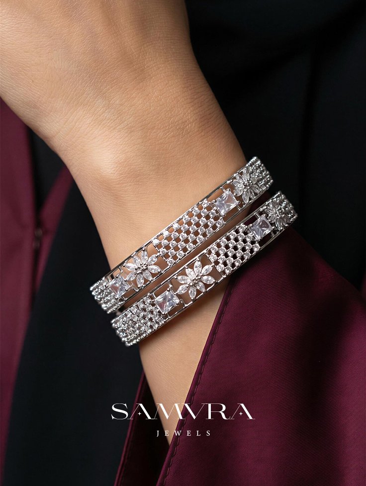 SAMVRA WHITE SHINE
