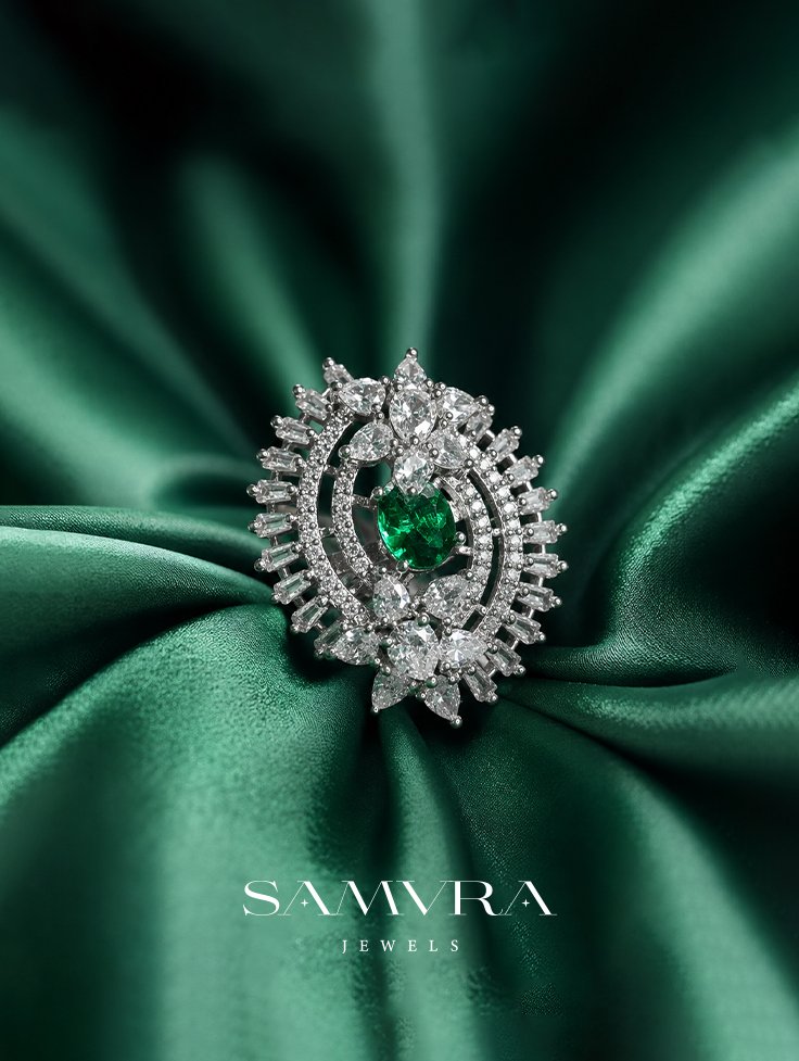SAMVRA GREEN TALE alternate view